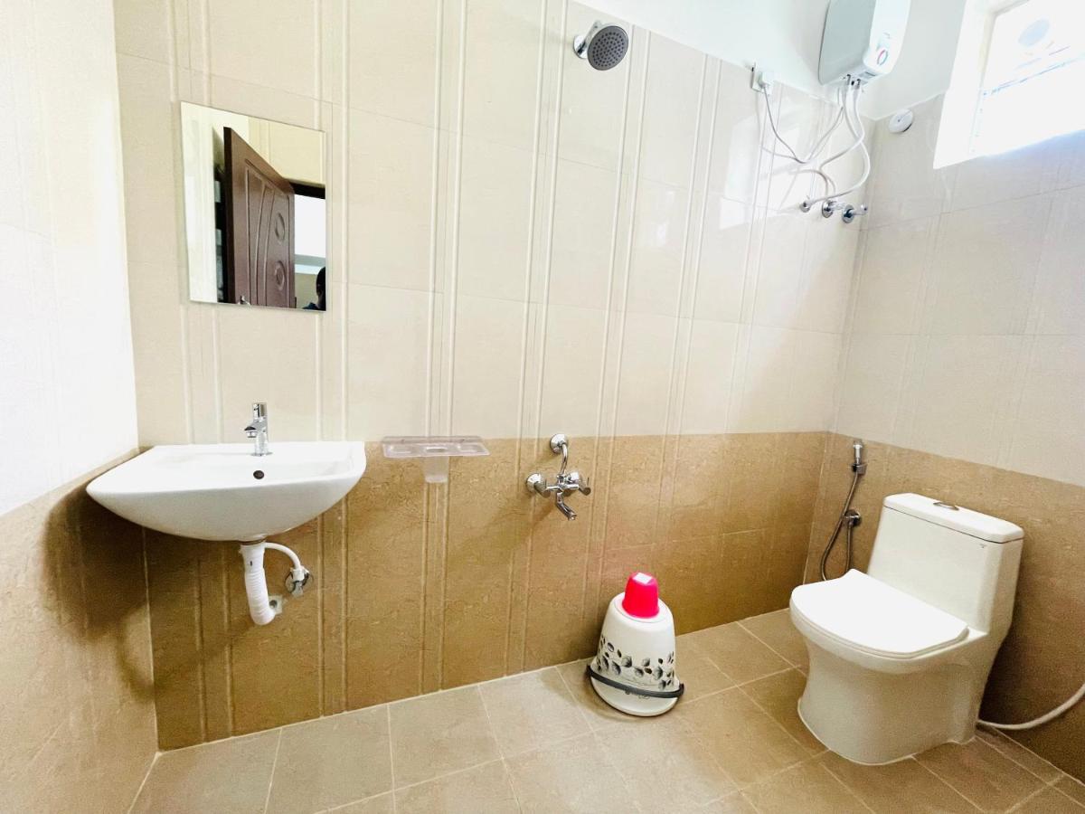 Lsr Service Apartments Tirupati Extérieur photo